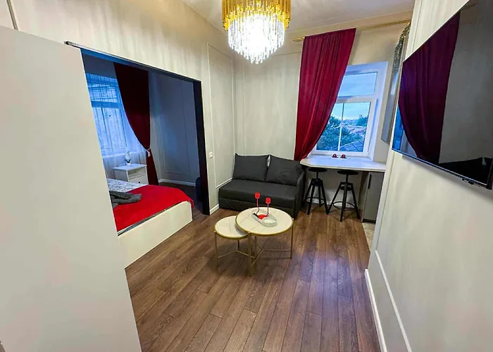 Jacuzzi Overlooking The Tower Apartman